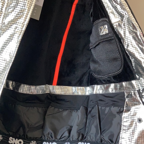 SNO Winter Jacket - NWT - Picture 11 of 14
